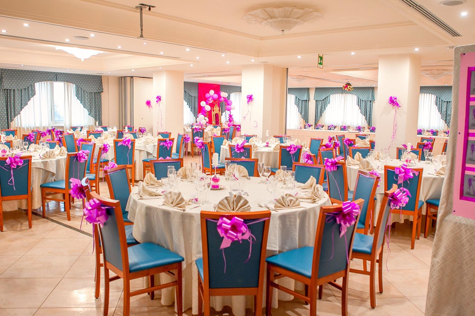 Hotel Concorde Sant'Egidio alla Vibrata Buitenkant foto